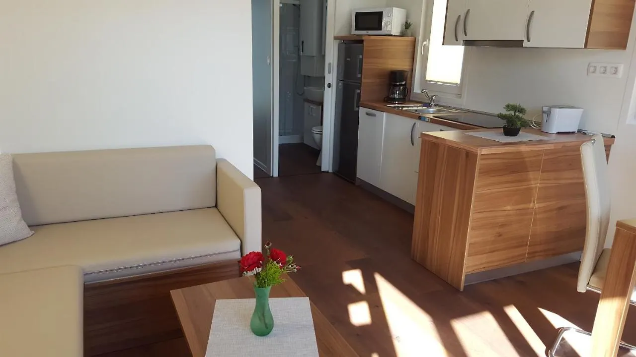 Σπίτι διακοπών Floating House Sunflower Πούλα