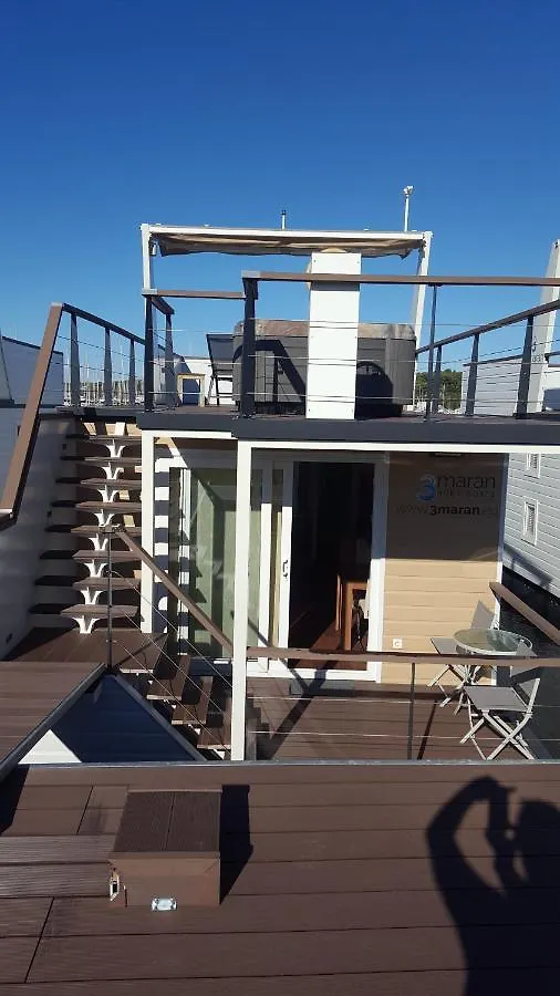 Ferienhaus Floating House Sunflower Pula Kroatien